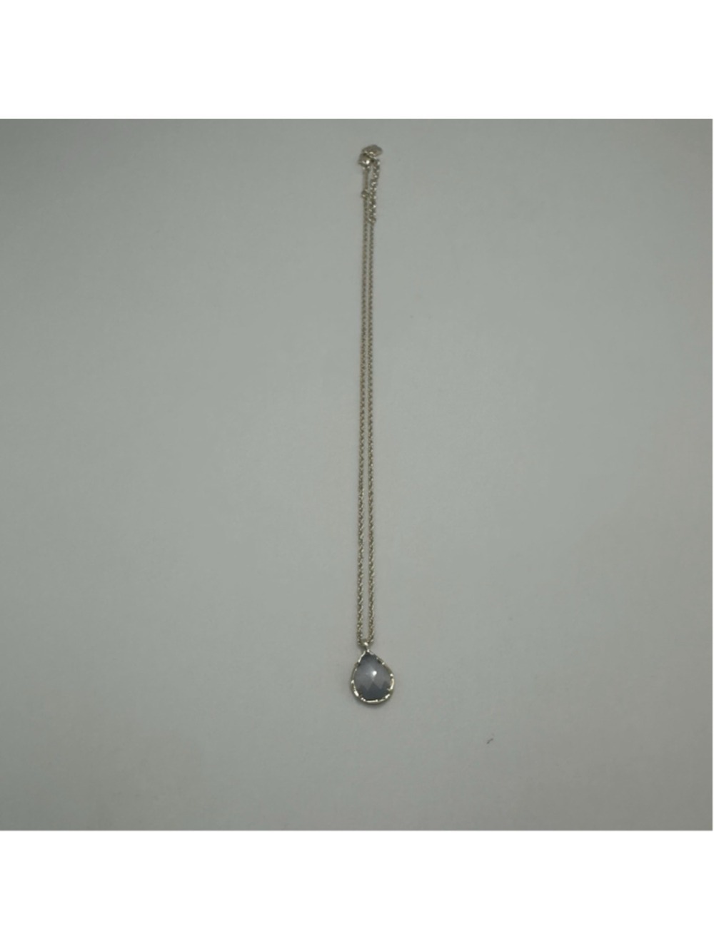 Kendra Scott Kiri Gold Tone Gray Slate Faceted Teardrop Pear Stone Necklace - Picture 10 of 11